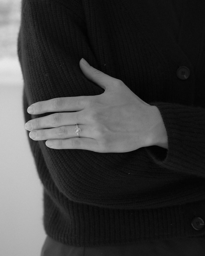 14k Petite Silver Keshi Floating Ring