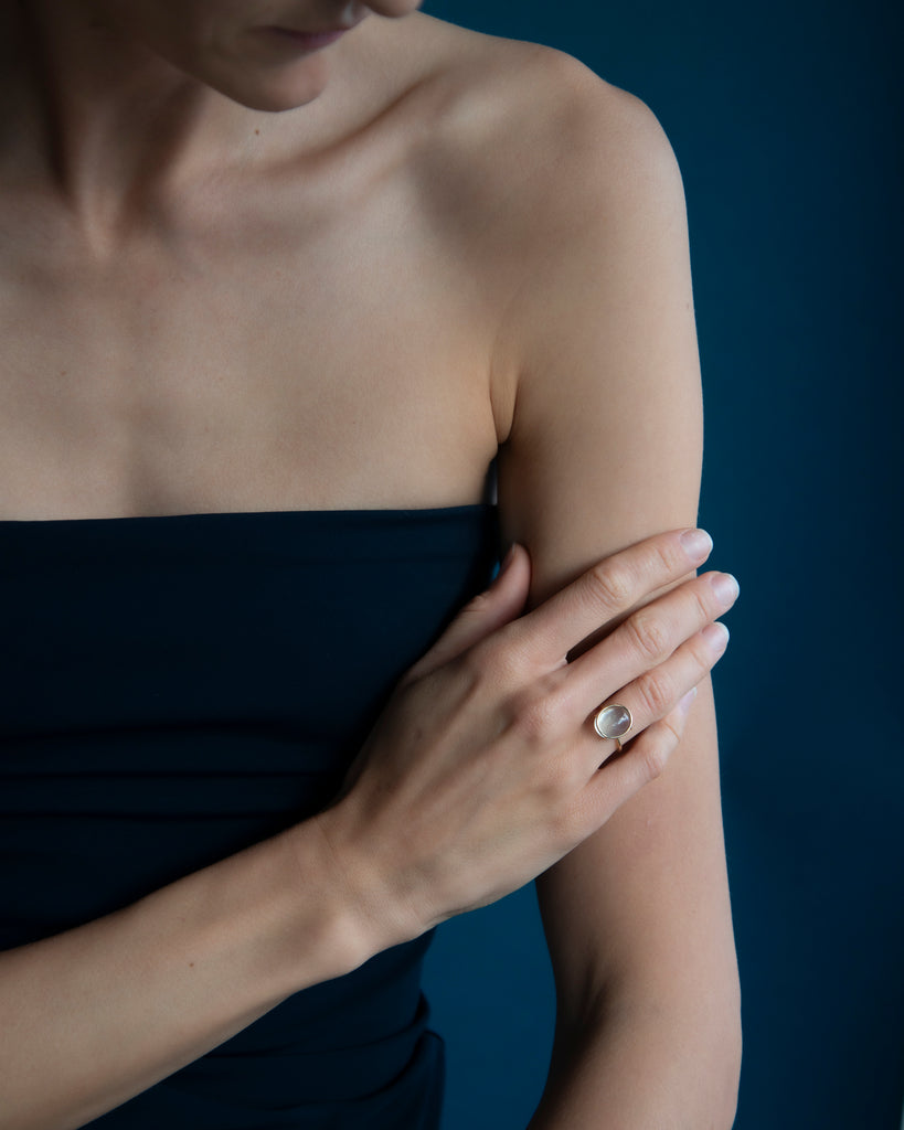 14k Ceylon Moonstone Floating Ring