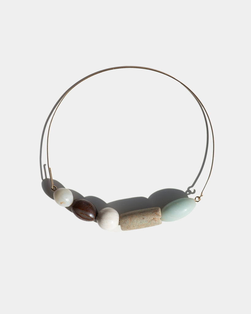 Subtle Greens in the Ground Collar