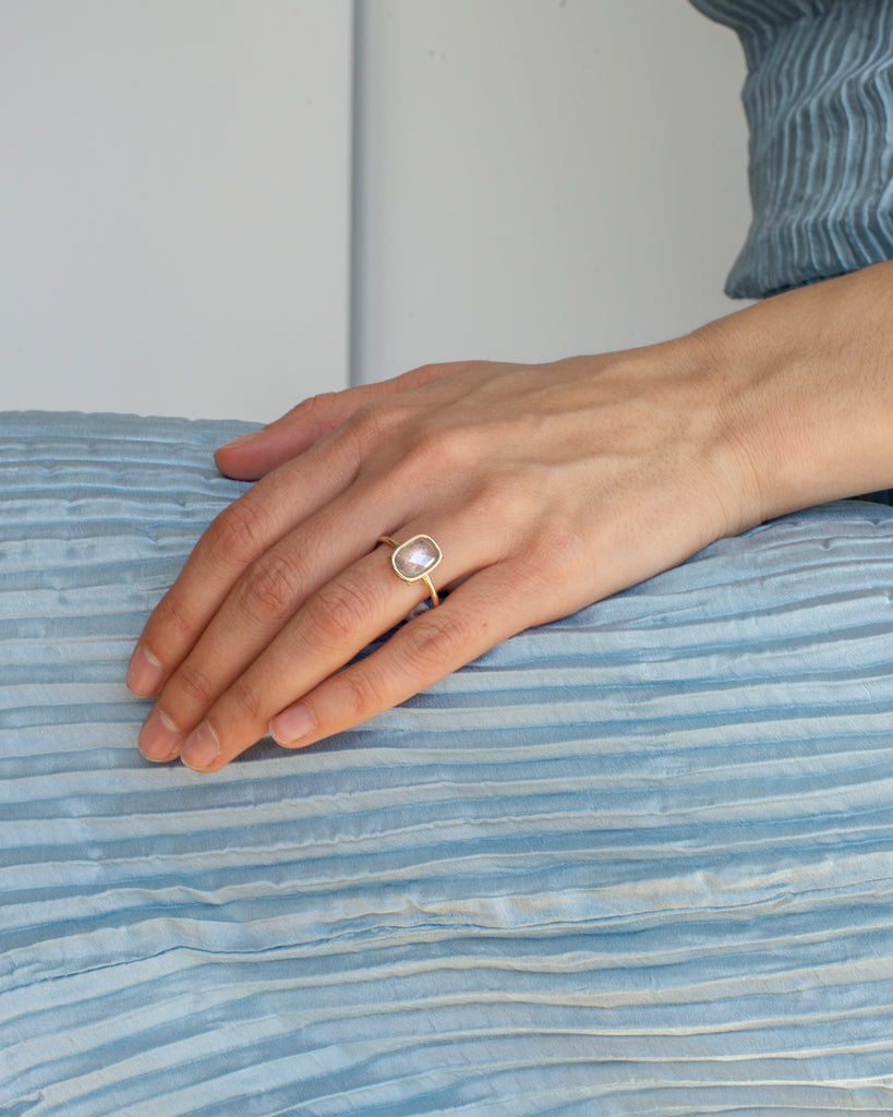 14k Smoky Mineral Diamond Floating Ring