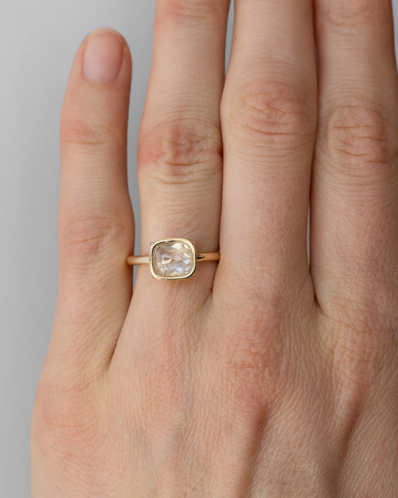 14k East West Cream Mineral Diamond Ring
