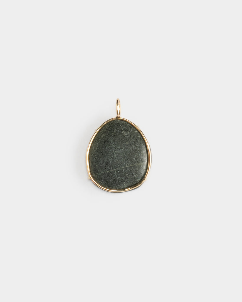 14k Black Island Stone Floating Pendant