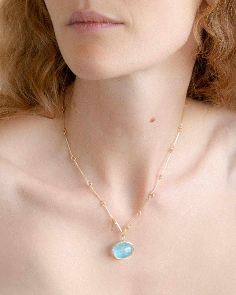 14k Bluest Eye Floating Pendant
