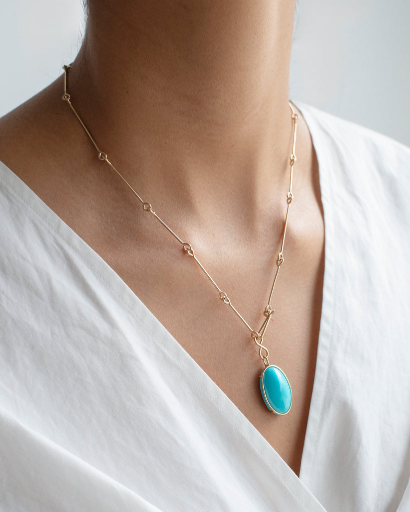 14k Summer Held Floating Pendant