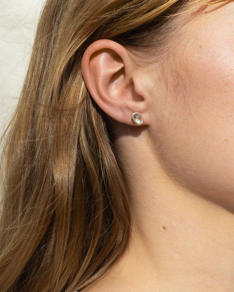 14k Eau Claire Floating Studs