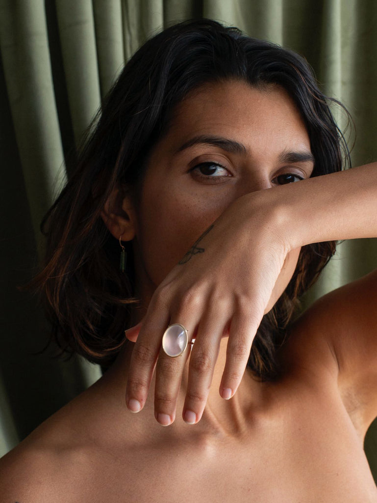 14k Moonstone Généreuse Ring