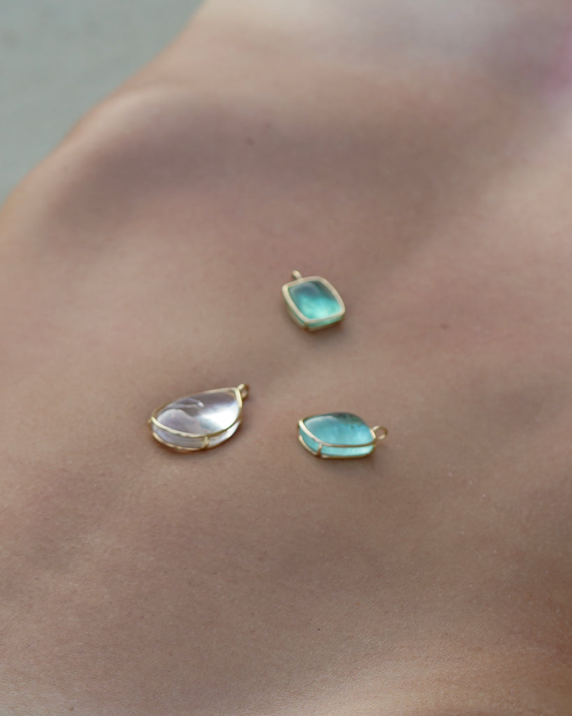 14k Effervescence Floating Pendant