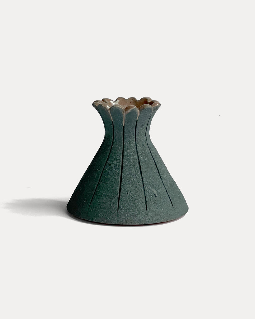 Emberken - Pleated Dress Vase