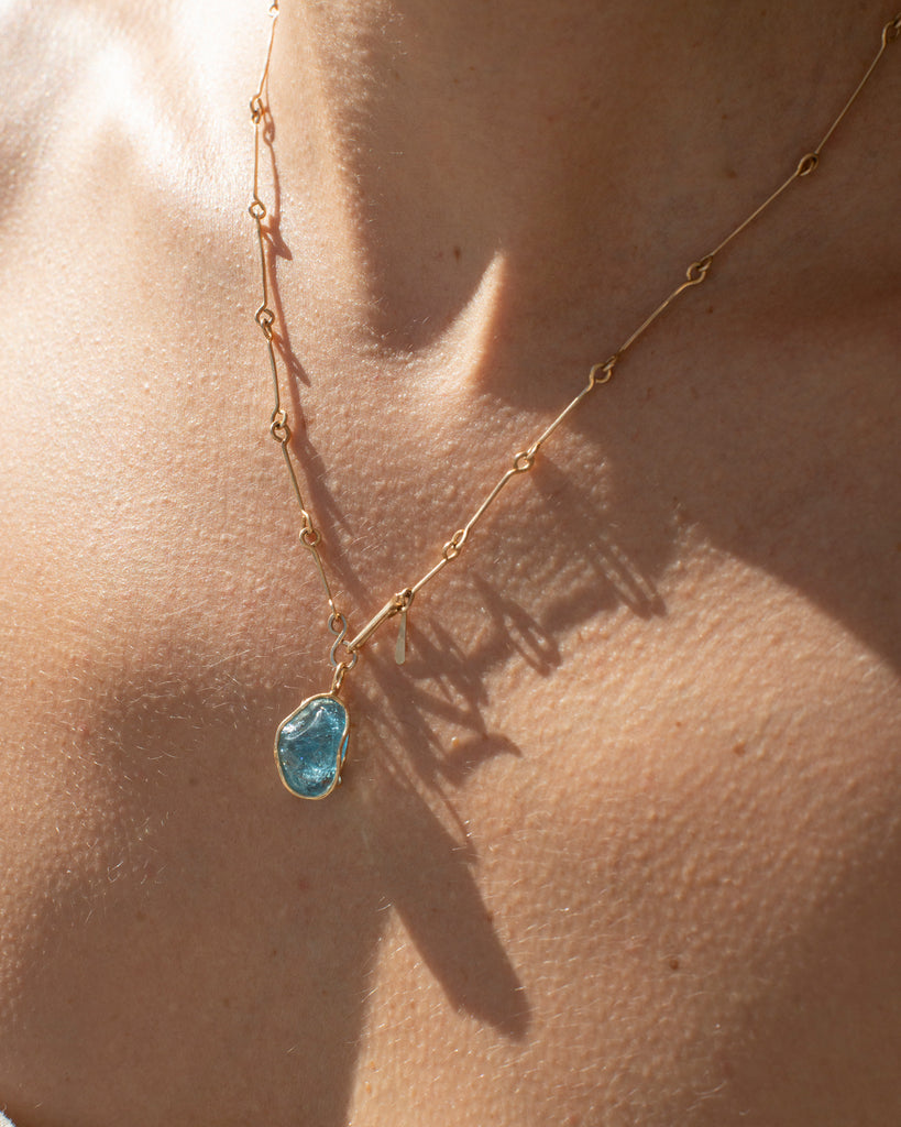 14k Siren Wave Pendant