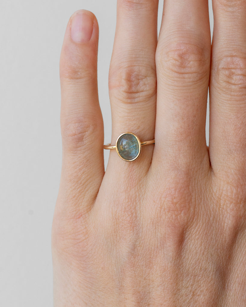 14k Small Waves Ring
