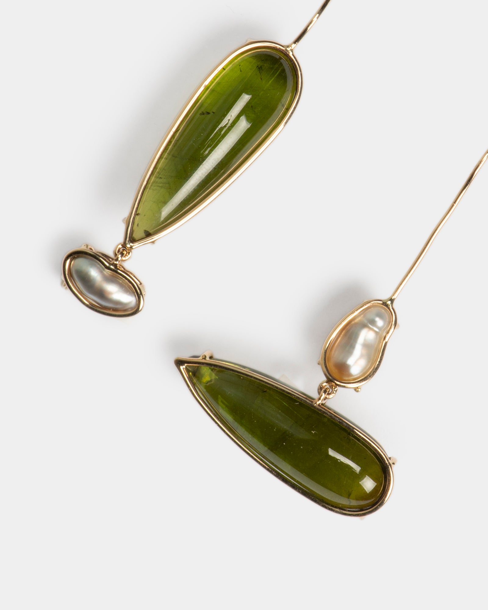 14k Surrealism in Daily Life Earrings