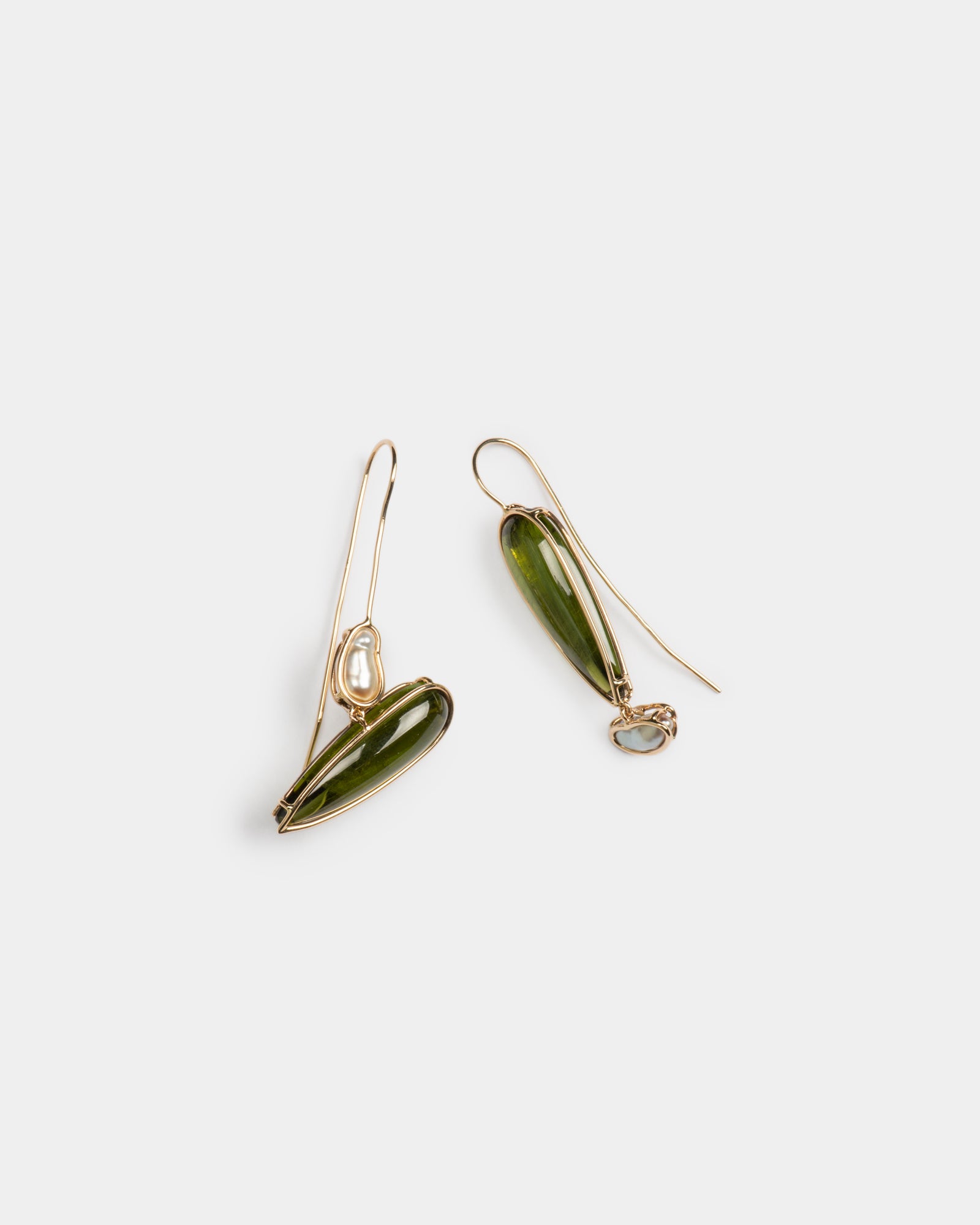 14k Surrealism in Daily Life Earrings