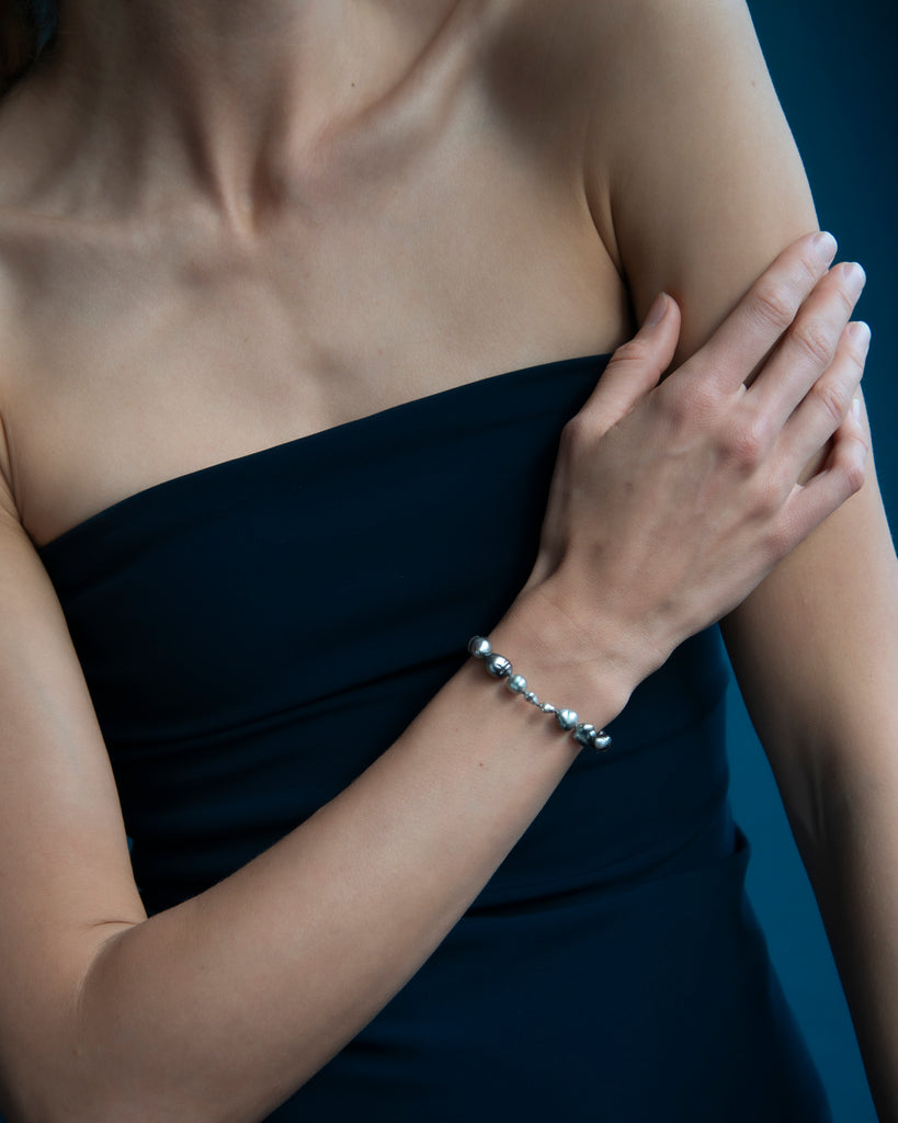 14k Back & Forth Keshi Layering Bracelet