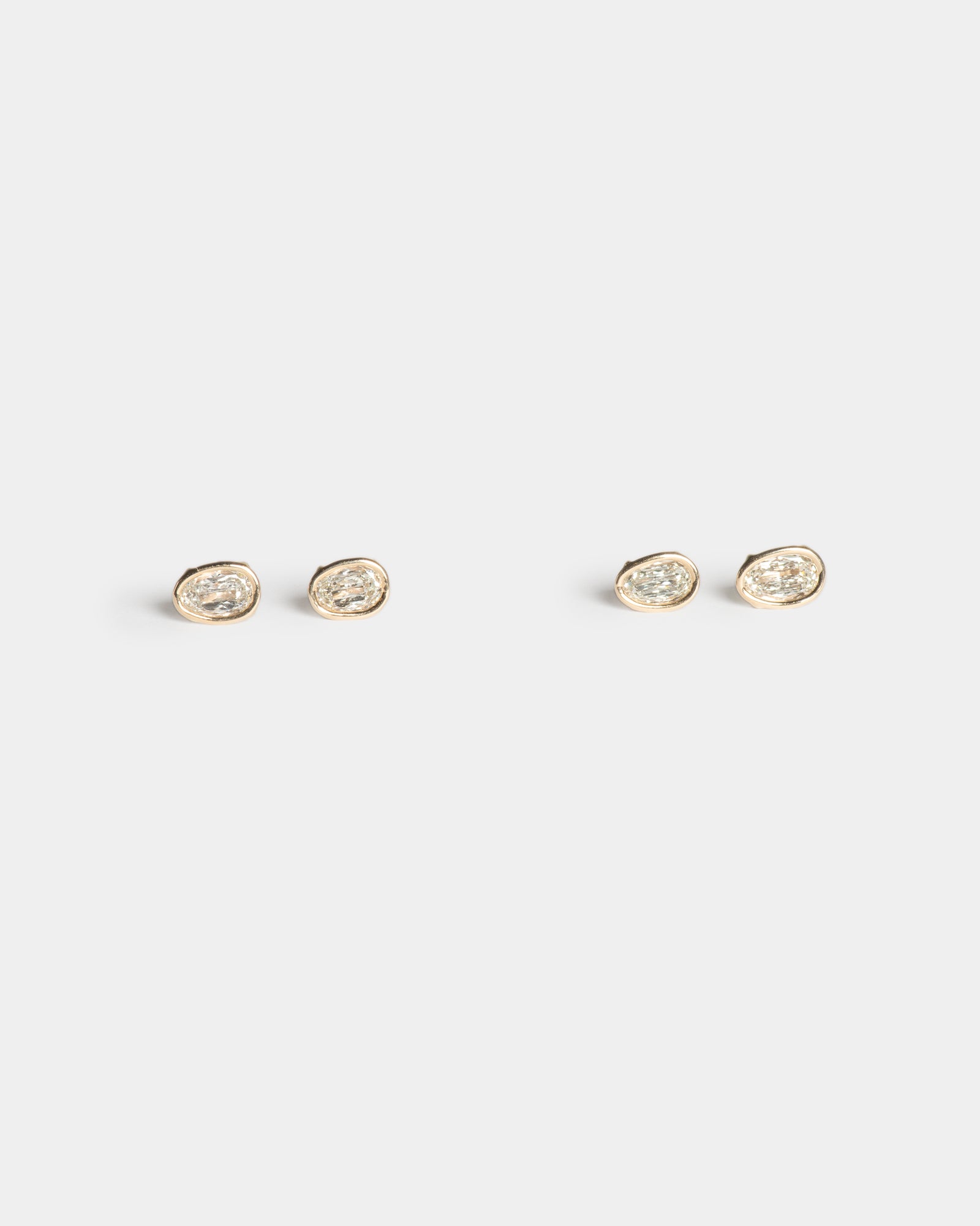 14k Lab Grown Egg Floating Studs