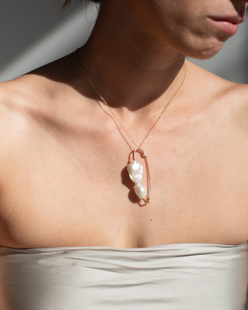 Les Deux Baroque Pearl Pin