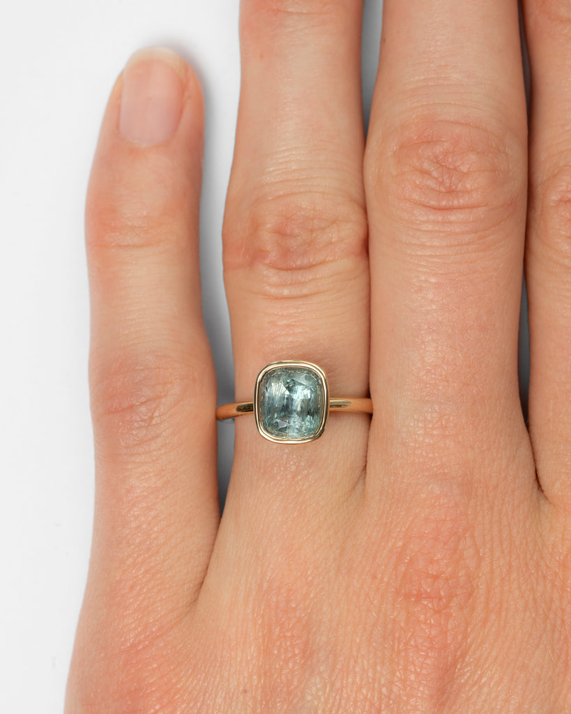 14k Cushion Cut Green Sapphire Ring