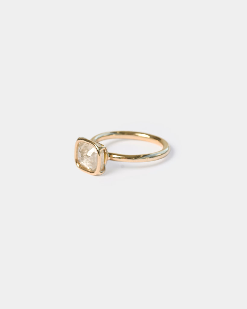 14k East West Cream Mineral Diamond Ring