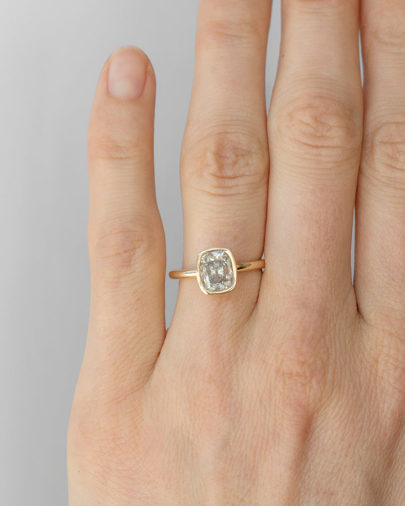 14k Peppered Diamond Ring