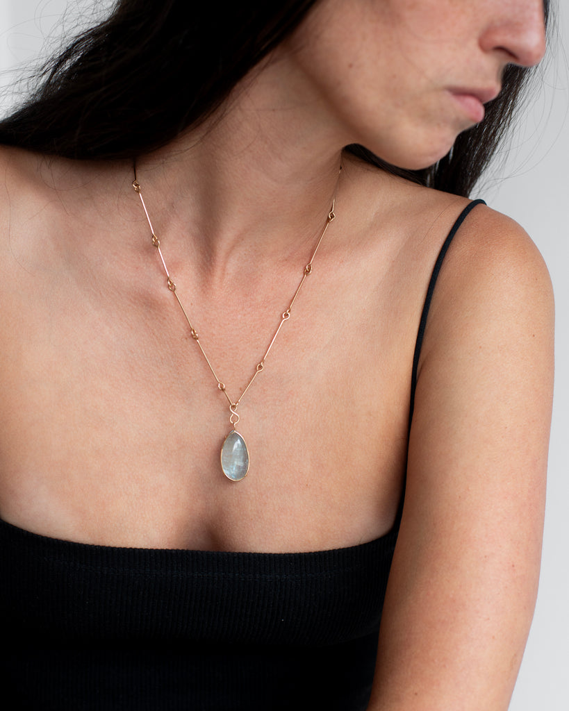 14k Light on Waves Pendant