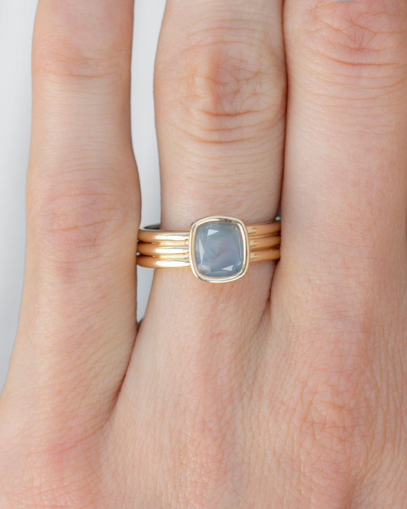 14k Sapphire Banded Ring