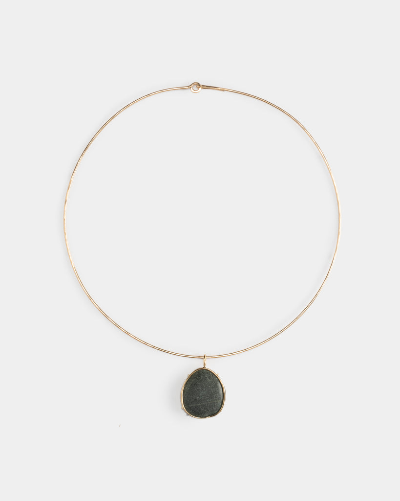 14k Black Island Stone Floating Pendant