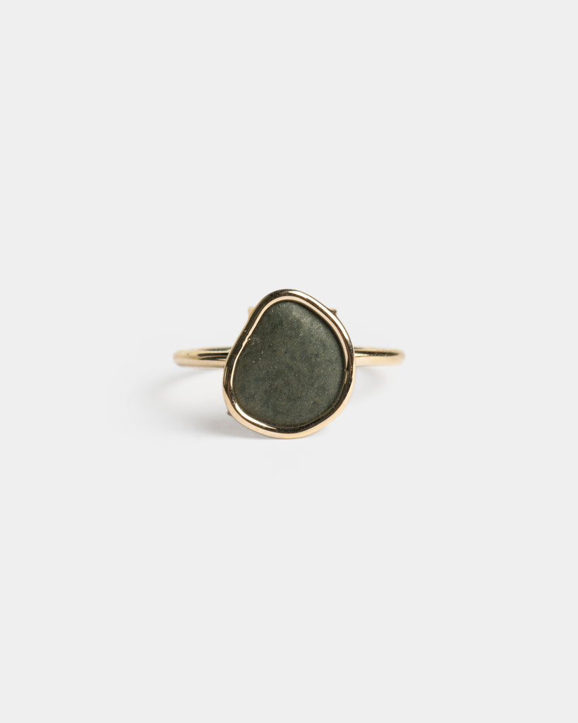 14k Bean Stone Floating Ring