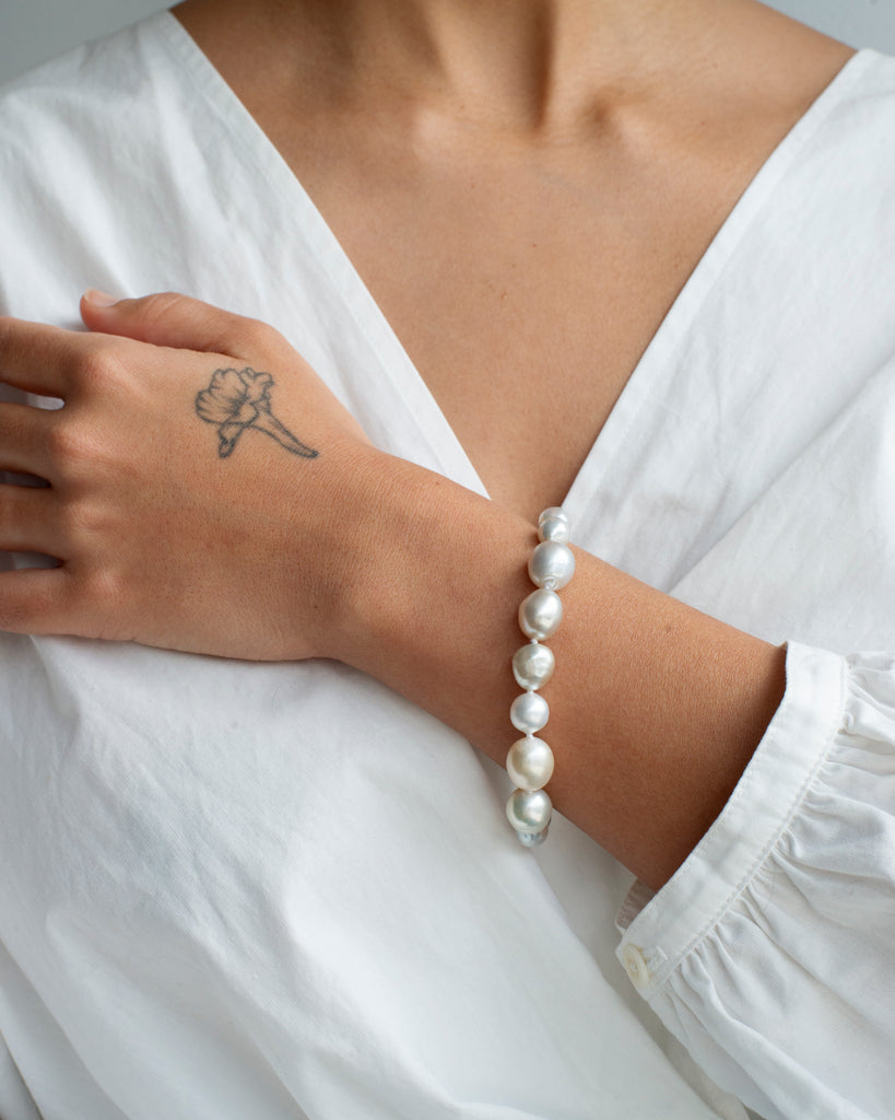 14k Tahitian Pearl Layering Bracelet