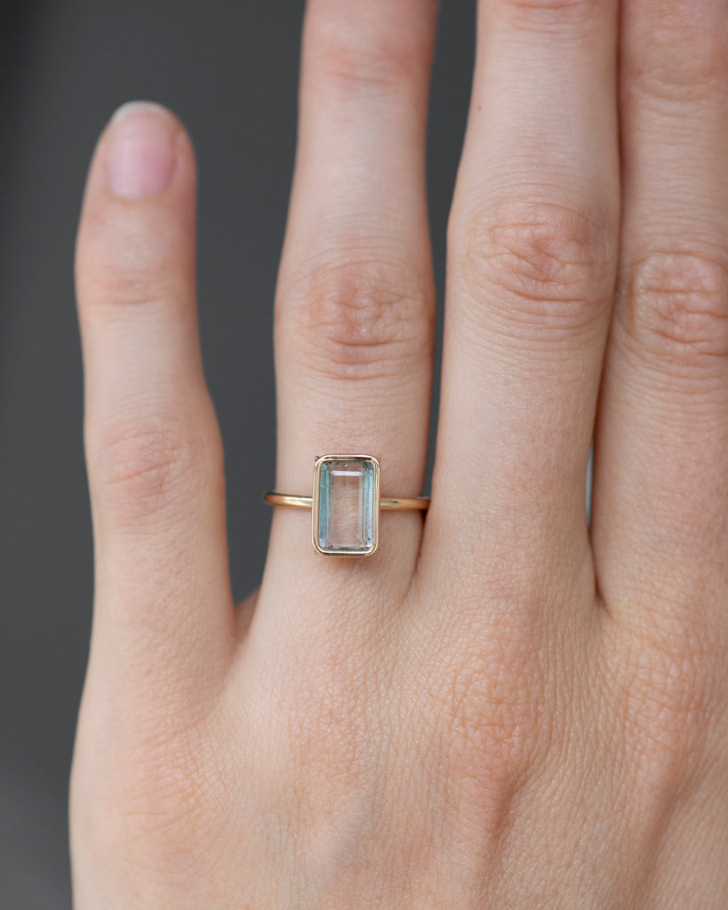 14k Mint Tourmaline Floating Ring
