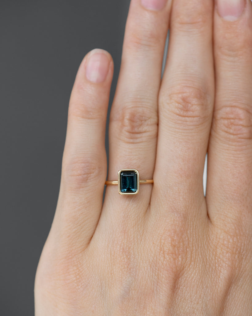 14k Indicolite Tourmaline Floating Ring