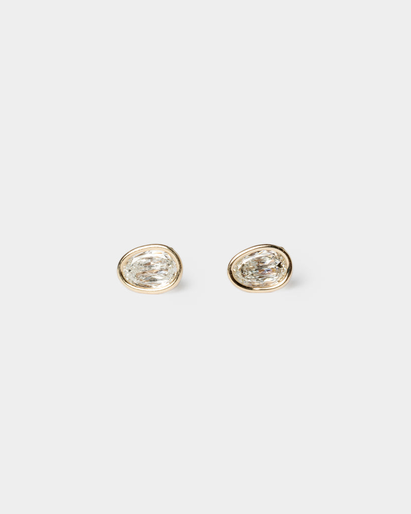14k Lab Grown Egg Floating Studs