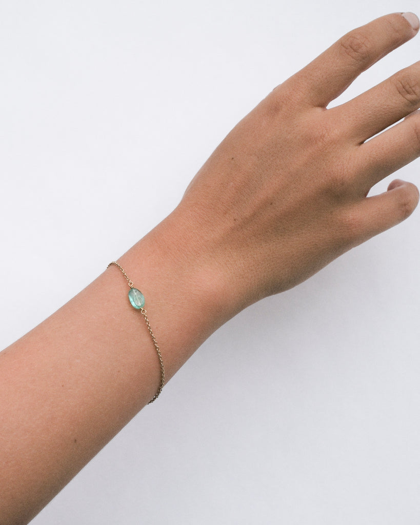 14k Chrysalis Emerald Chain Bracelet