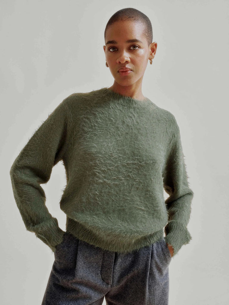 Sayaka Davis - Shaggy Pullover in Moss Green